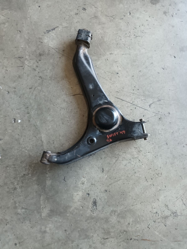 Ψαλίδι πίσω δεξιά