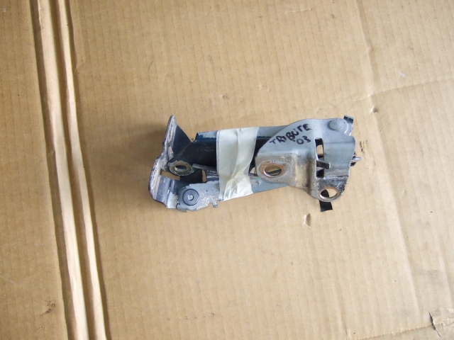 Μεντεσές καπώ αριστερά