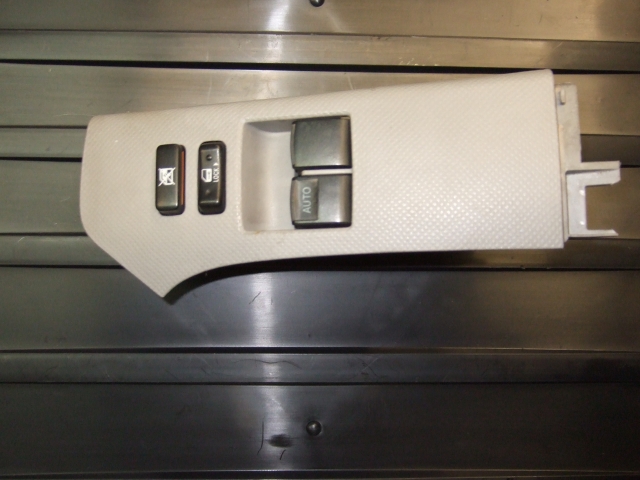 Διακόπτης  ηλεκτρ. παραθύρων