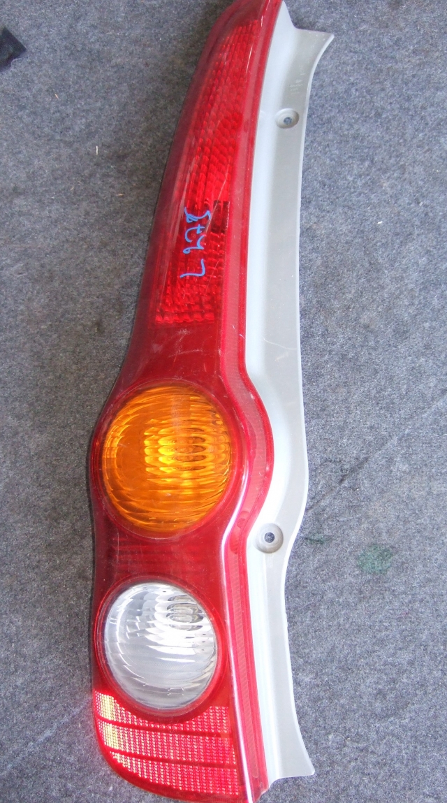 Φανάρι-Φανός πίσω αριστερά