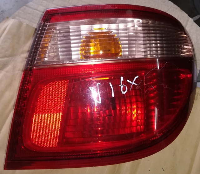 Φανάρι-Φανός  πίσω δεξιά